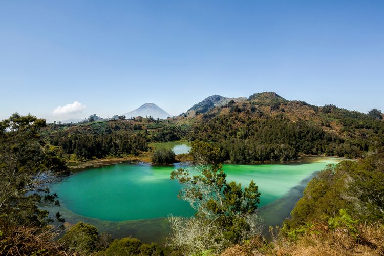 Panduan Wisata Dieng Plateau Dengan Telaga Warna